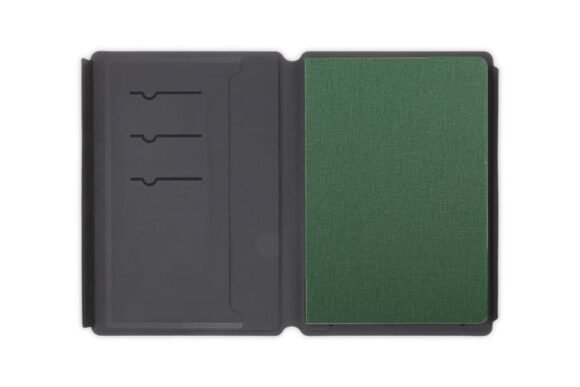 Sustainable Gift Set with Refillable Notebook, Pen & USB Keychain - Green - Image 3