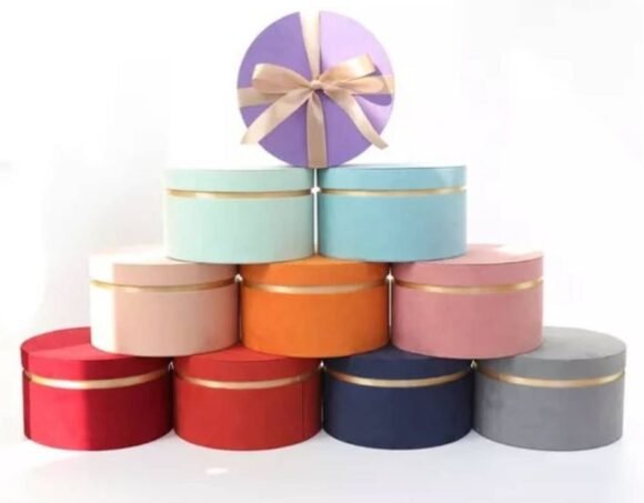 Set of 3 Round Velvet Gift Boxes – Luxury Flower & Gift Packaging - Image 6