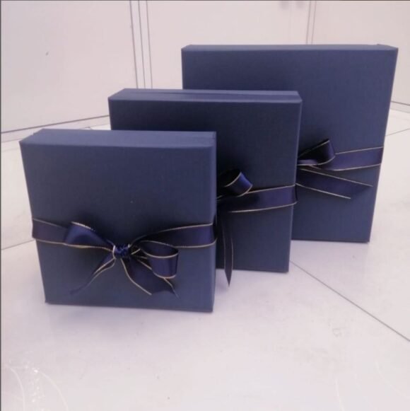 Premium Magnetic Gift Box – Rigid Foldable Packaging with Ribbon - Image 5