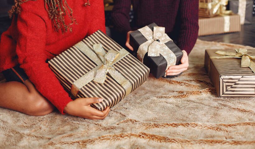 custom gift sets uae