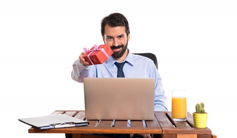 promotional gifts suppliers dubai