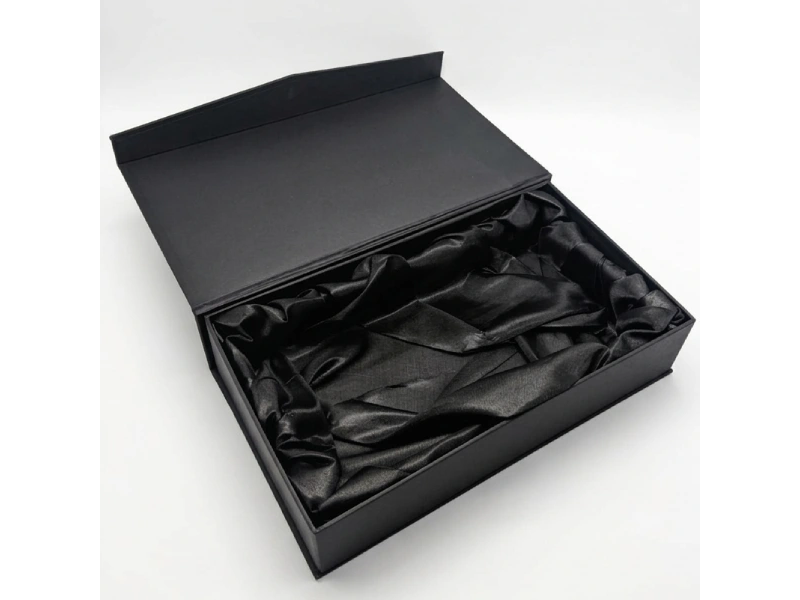 Rogoba Luxury Corporate Glass Trophy - Image 2